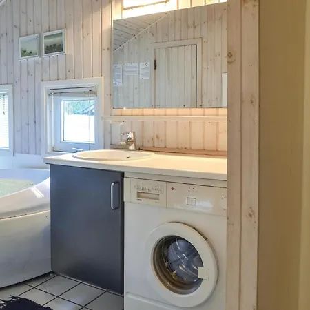 度假居 Awesome Home In Oksbol With Sauna