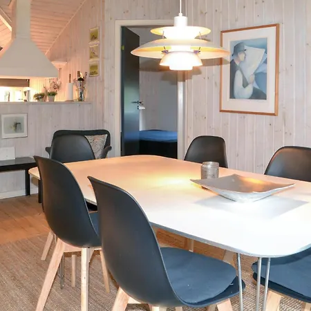Awesome Home In Oksbol With Sauna * Oksbøl